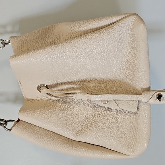 VERA PELLE LEATHER BUCKET BAG - Picture 2 of 16